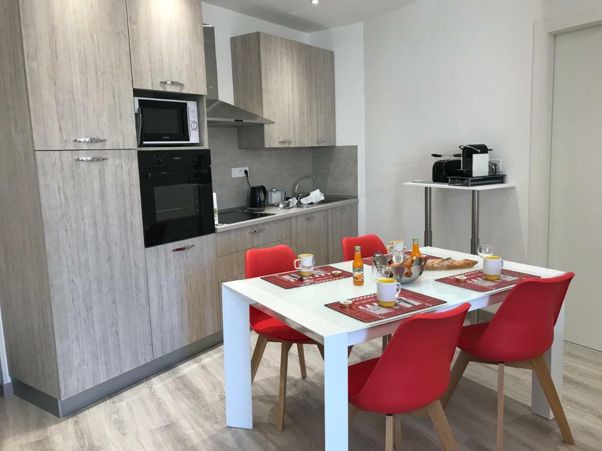 Candille Apartment Nisa Exterior foto